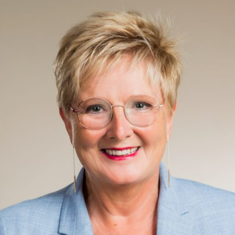  Monika Budke